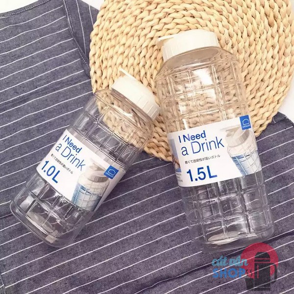 Bình nhựa đựng nước Lock&Lock Chess Water Bottle màu trắng dung tích 1L/1.5L