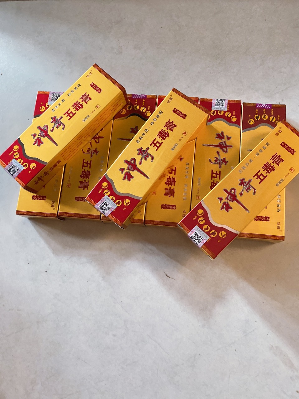 Kem bôi viêm da nấm ngứa hắc lào,lăng ben,..