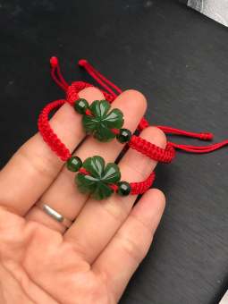 Vòng tay cỏ 4 lá ngọc bích đan dây may mắn