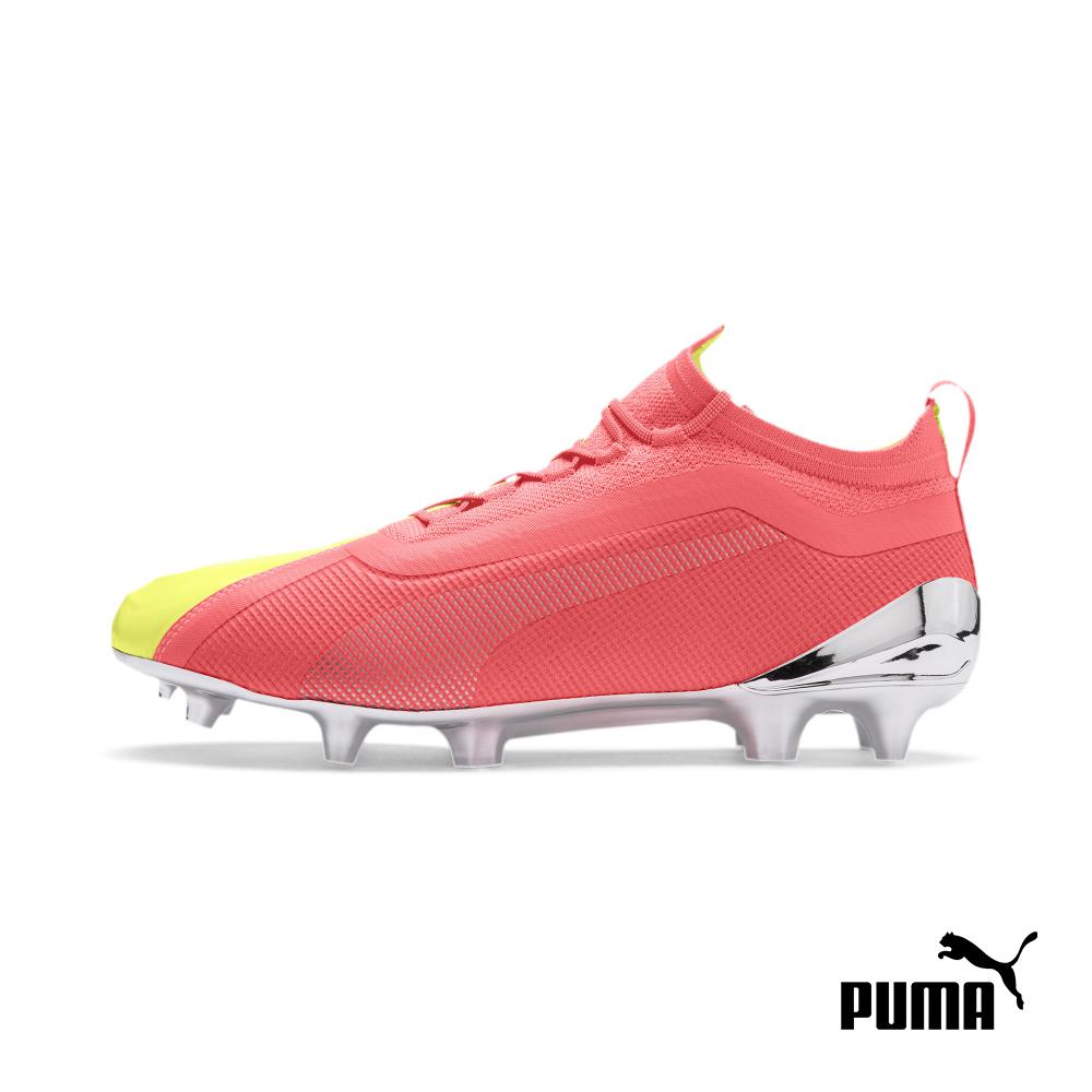 where to buy soccer shoes