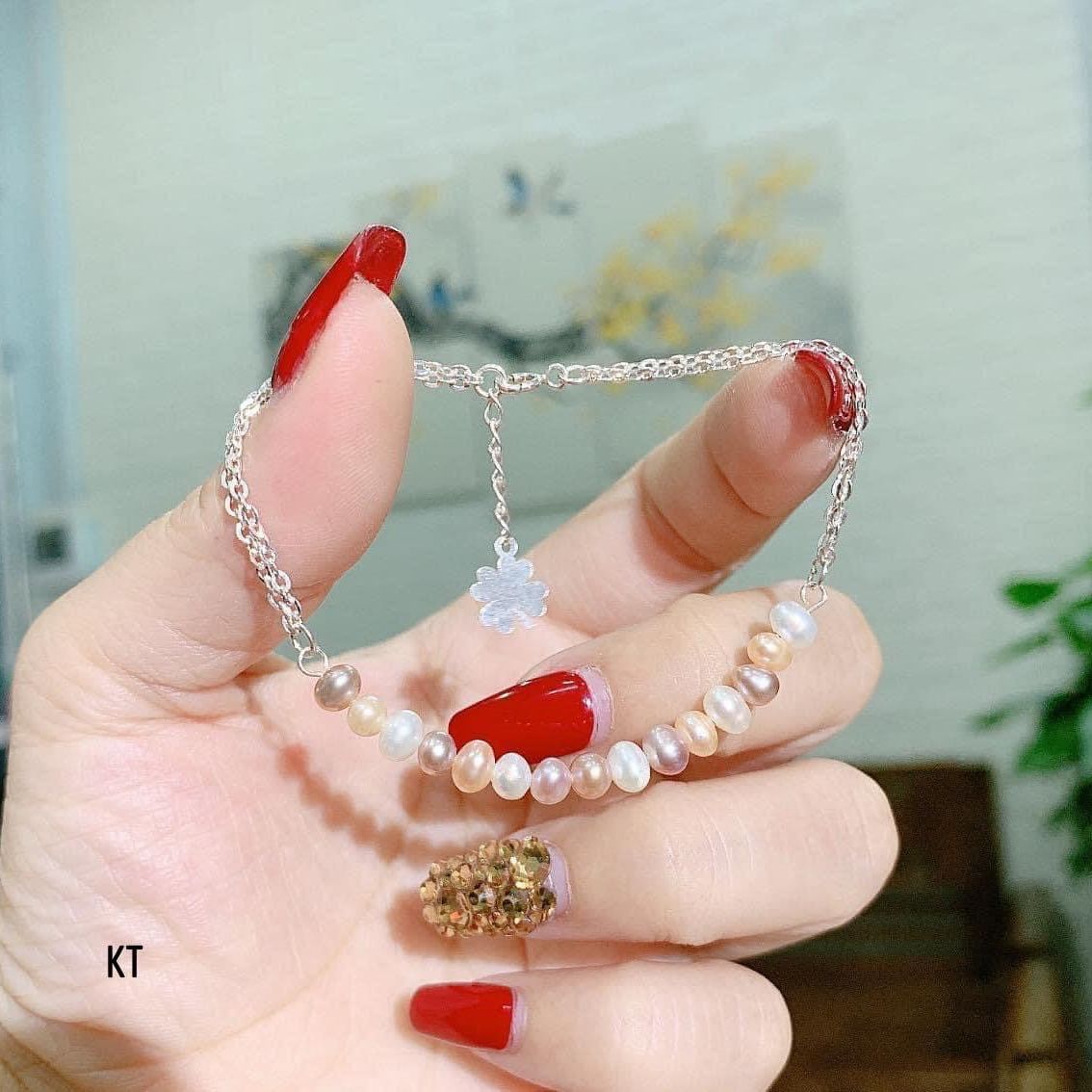 Vòng tay ngọc trai thật nước 4li phối tứ quý míc dây BẠC