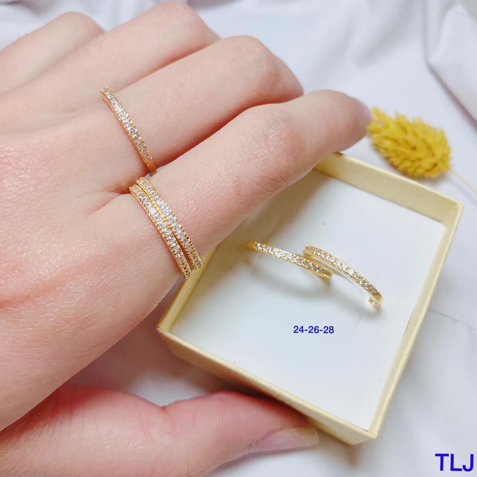Nhẫn nữ bằng vàng tây một hàng đá