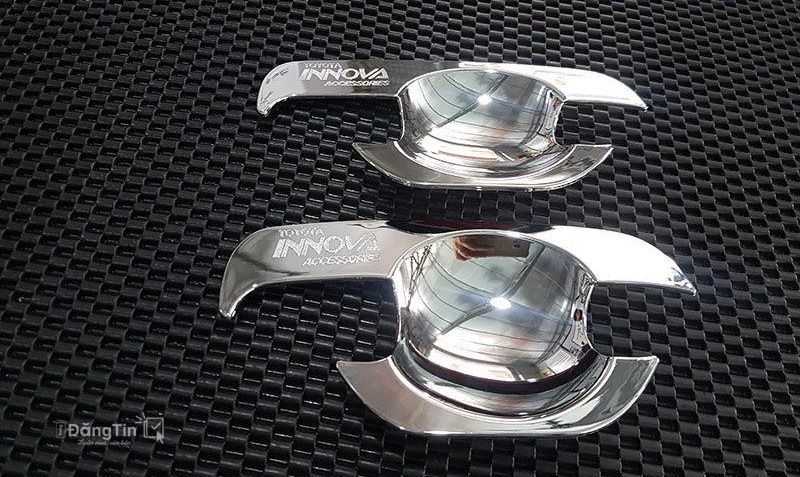 Ốp Trang Trí Tay Hõm Cửa Xe Innova 2008 đến 2016 Mạ Crom, Bộ 4 Cái Có Sẵn Keo 2 Mặt, Lắp Đặt Đơn Giản Tại Nhà