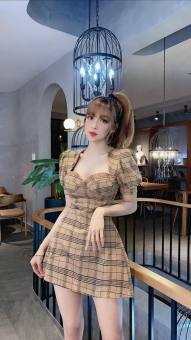 Đầm xòe ngắn caro tay búp bê dễ thương