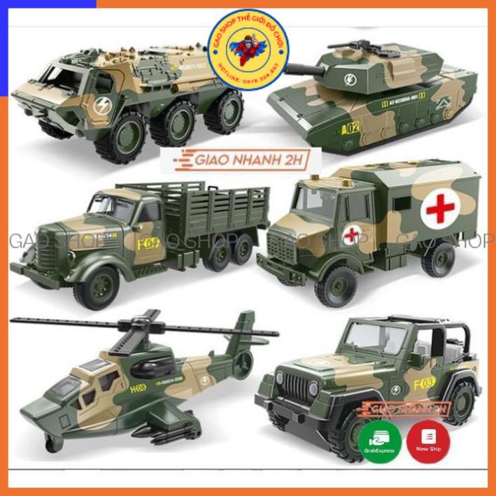 Bộ 6 xe đồ chơi quan su cho bé gồm máy bay, xe chỉ huy, xe cứu thương