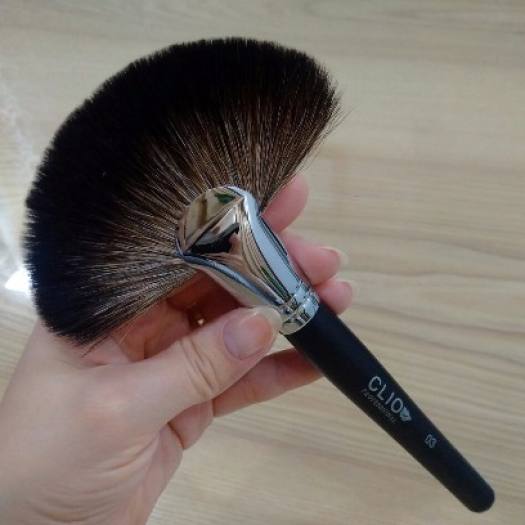 Bộ Cọ Clio 28 Cây Lông Chồn Số 03 ( Bộ Cọ Trang Điểm/ Makeup Chuyên Nghiệp)