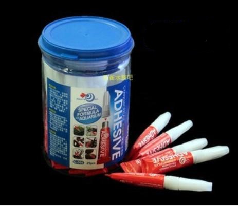 Keo dán rêu, Keo dán đa năng, Keo dán trực tiếp trong nước