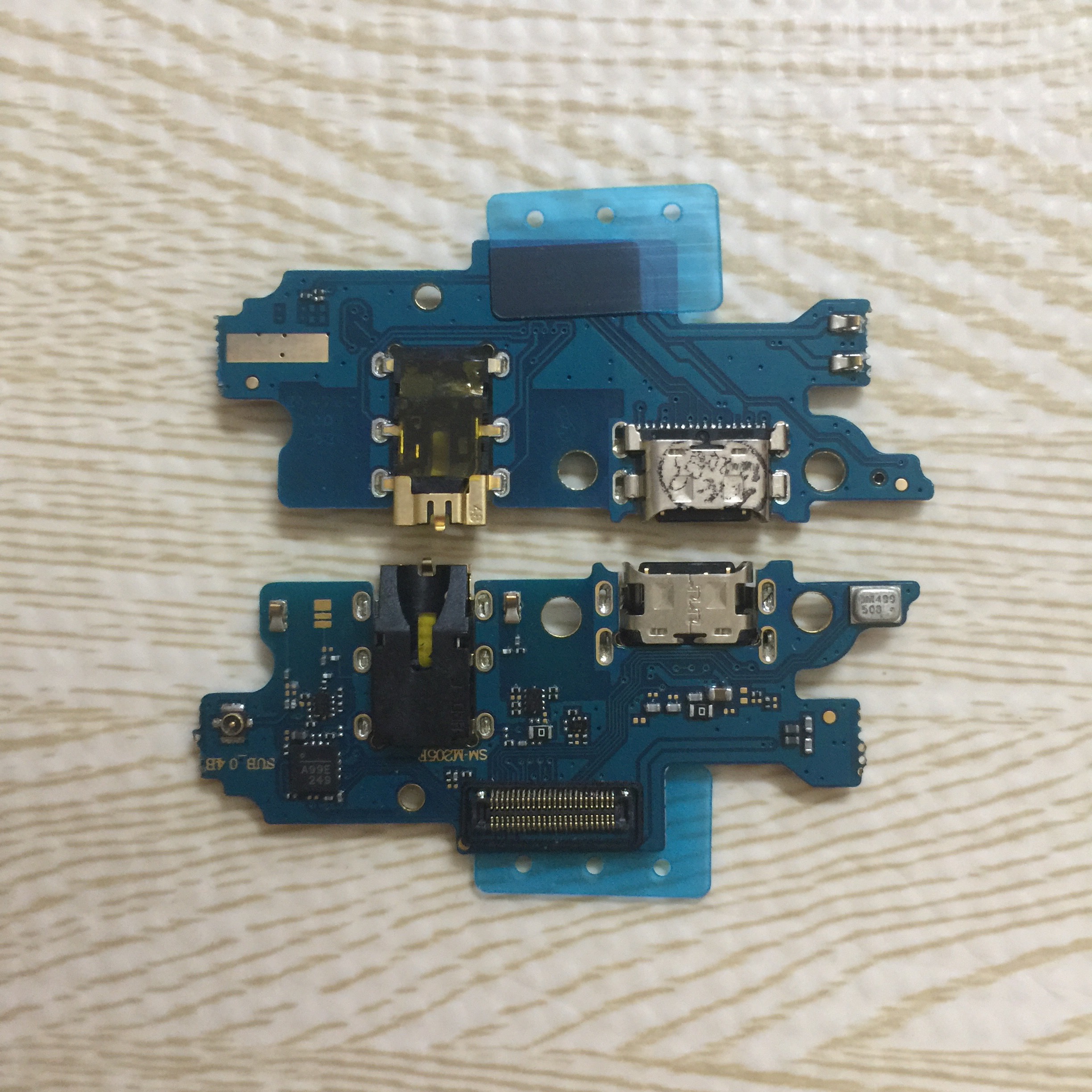 Cụm chân sạc Samsung M20 hàng sịn giá rẻ