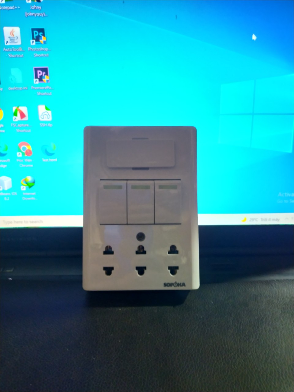 ⭐ Bảng điện gắn tường 3 công tắc và 3 ổ cắm có cầu trì đi kèm SOPOKA