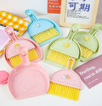 Bộ chổi hót rác mini cao cấp dùng cho vệ sinh bàn học , máy tính TINI đi học HOTRACMINI22