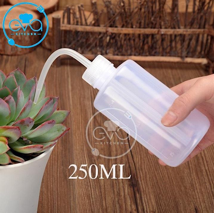 Bình Tia Nhựa Tưới Cây Bonsai 250 Ml
