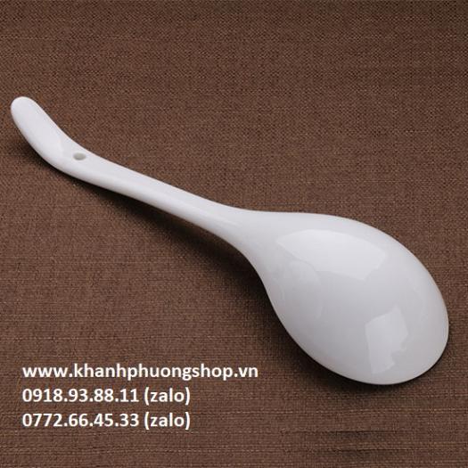 vá múc canh bằng sứ - vá múc canh sứ