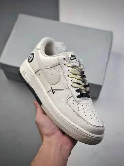 Nike Air Force 1 Low