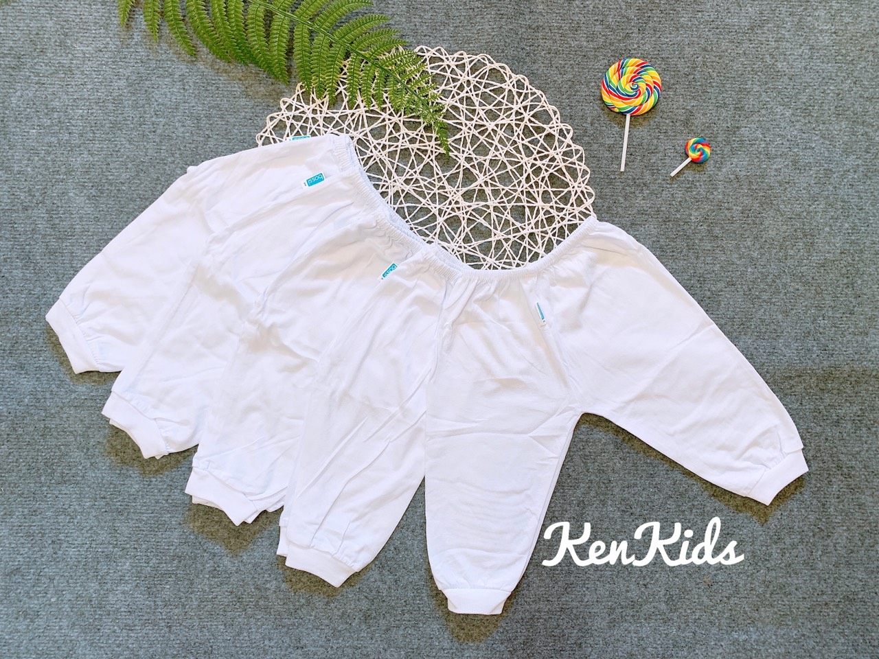 Quần dài trắng bo gấu thun cotton 100% cho bé - 1 cái
