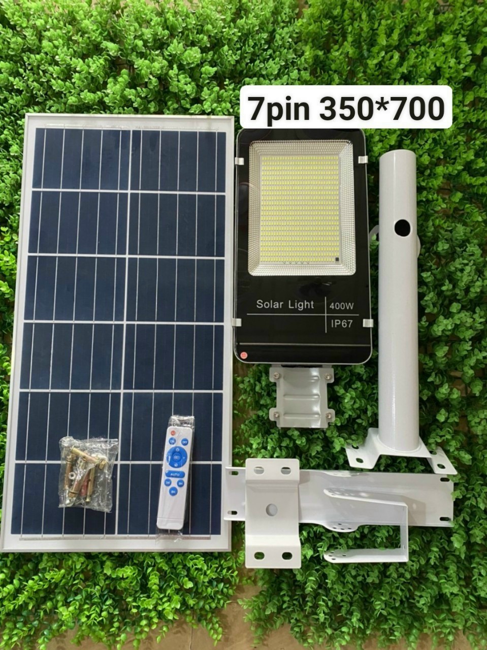 Đèn năng lượng mặt trời bàn chải 400w
