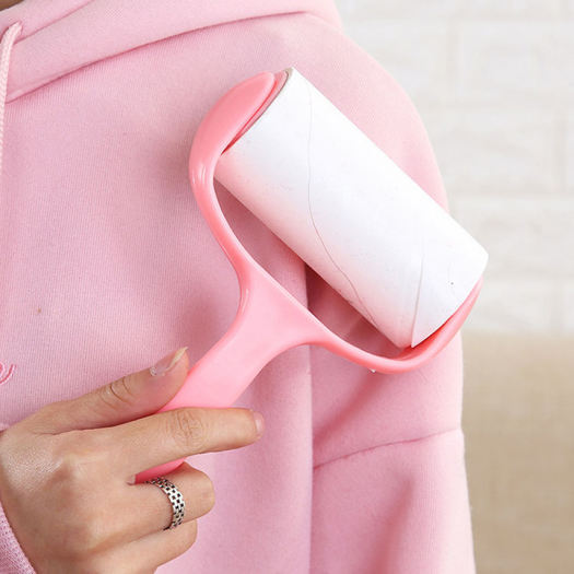 Cây lăn dính bụi quần áo- có sẵn 1 cuộn giấy