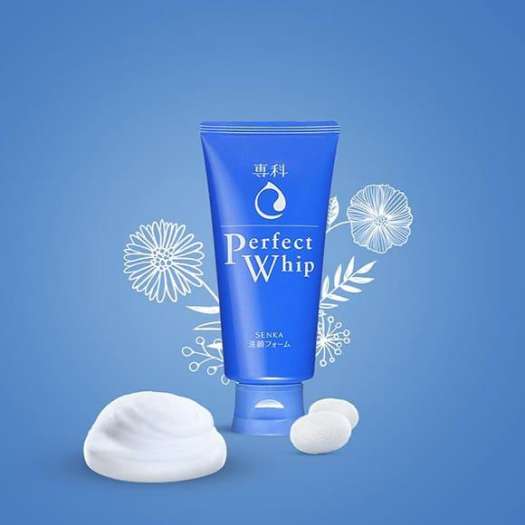Sữa Rửa Mặt Senka Perfect Whip màu xanh dương