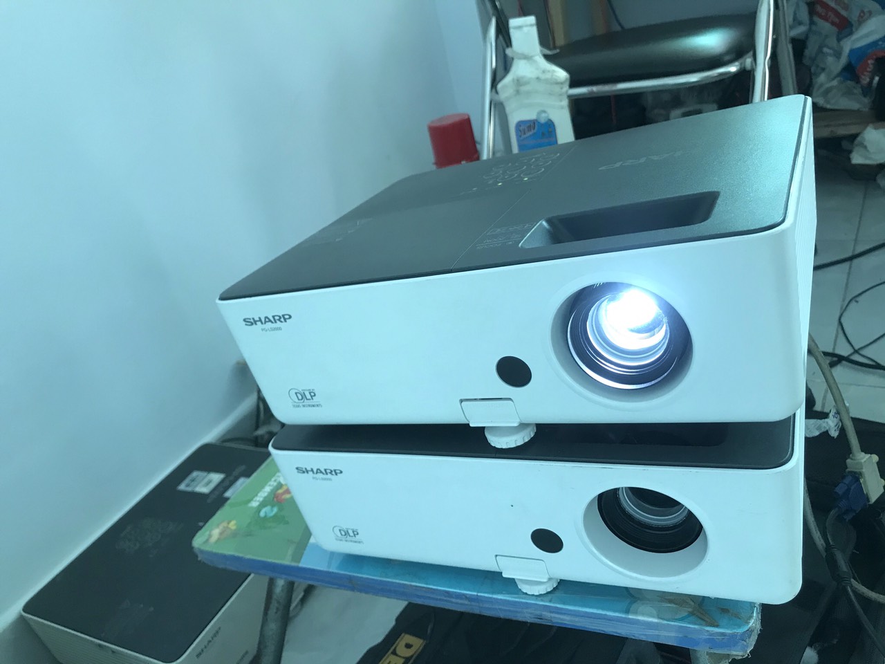 Máy chiếu nhật chính hãng sharp pg-lx2000