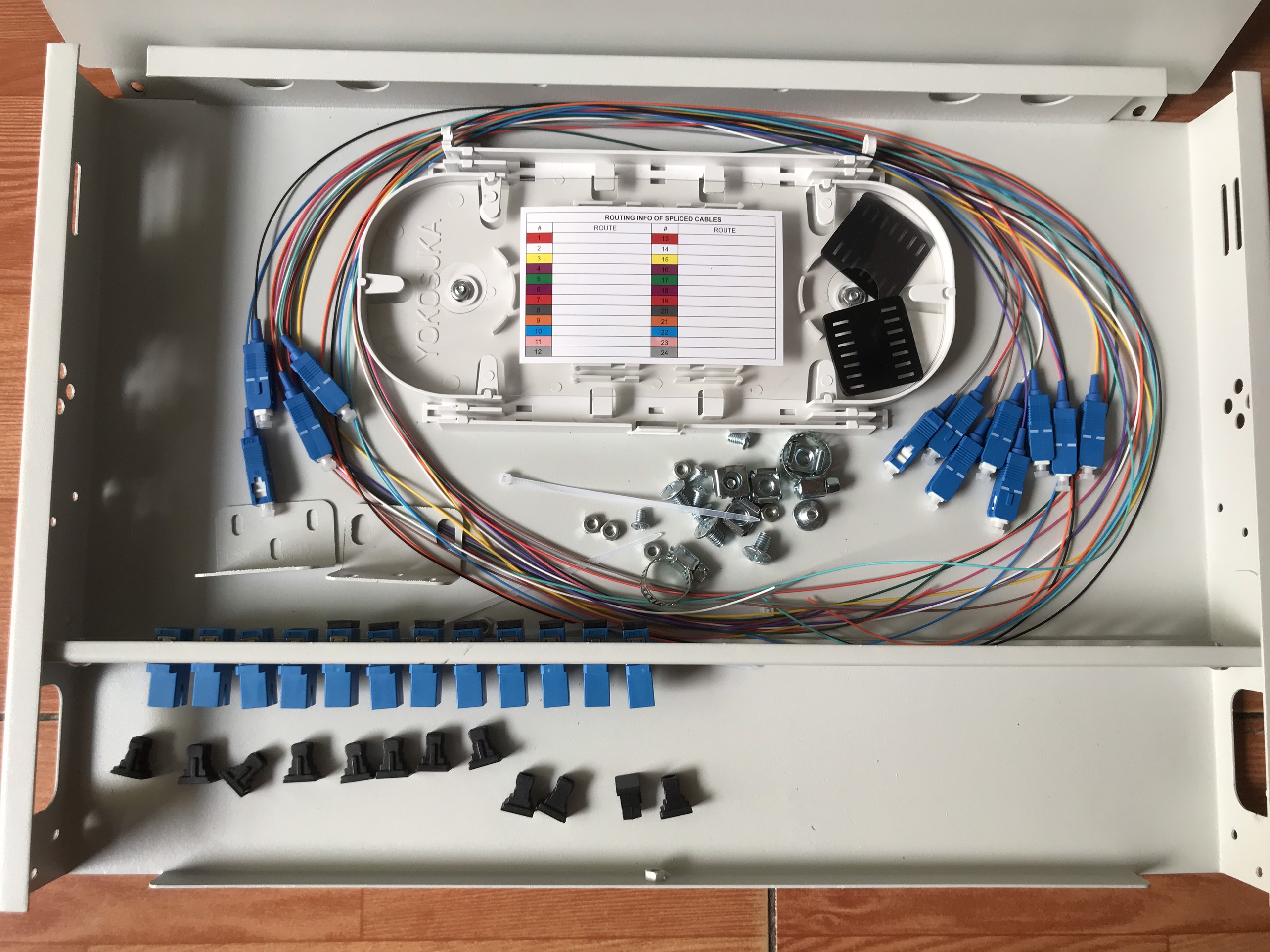 Hộp phối quang odf 4fo-24fo gắn rack 19" full phụ kiện