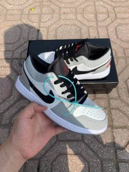 Giày thể thao Sneakr ,JD đen xám chỉ đỏ CỔ THẤP cao cấp nam nữ