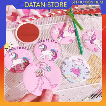 Gương trang điểm cầm tay mini bỏ túi tiện lợi