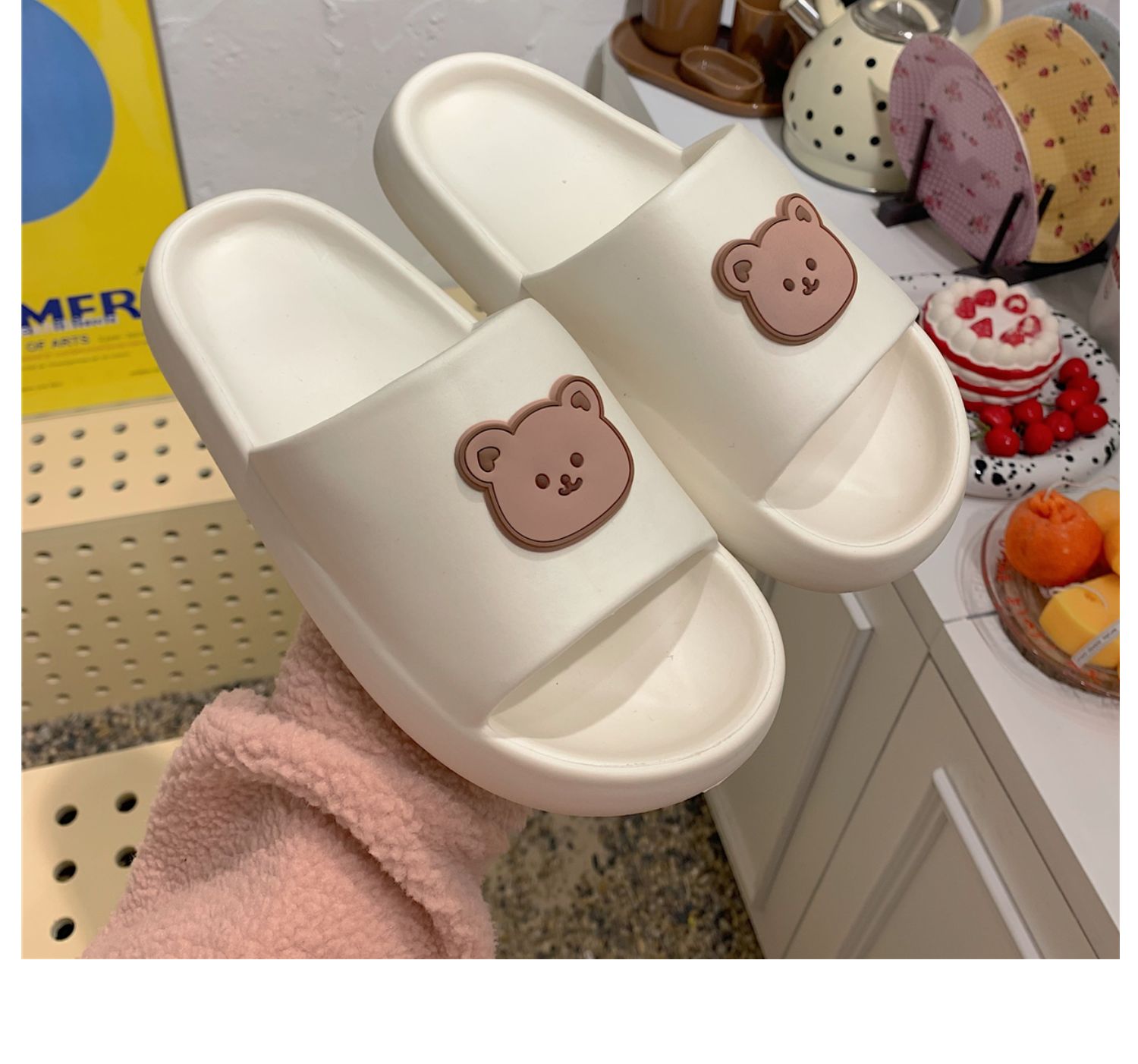 Dép lê bánh mì, Dép Ulzzang độn đế 3cm hoạ tiết hình gấu cute siêu nhẹ TOOSHOP