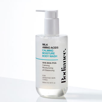 Sữa tắm cho da nhạy cảm Bodiance Calming Moisture Body Wash (300ml)