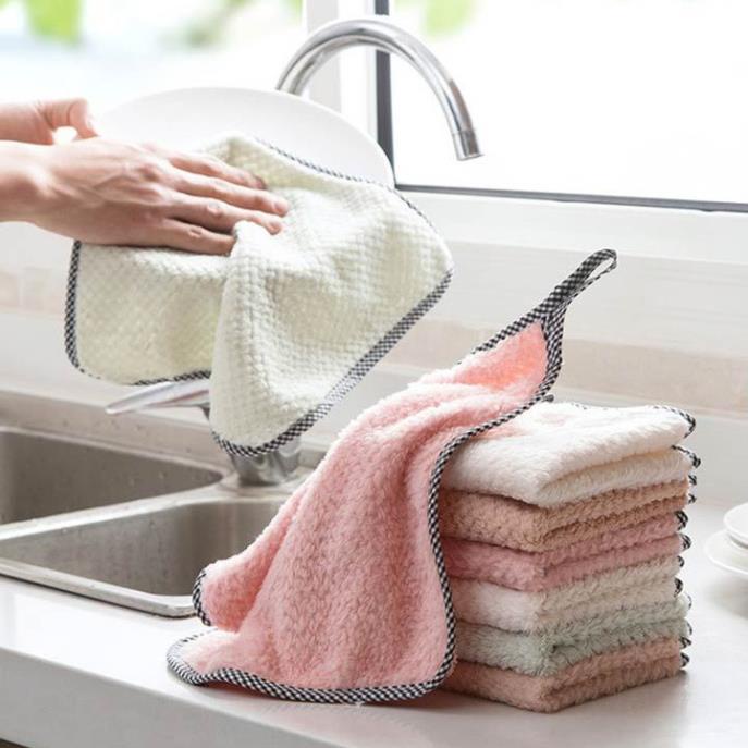 Khăn lau tay riotex xuất hàn có móc treo tiện lợi