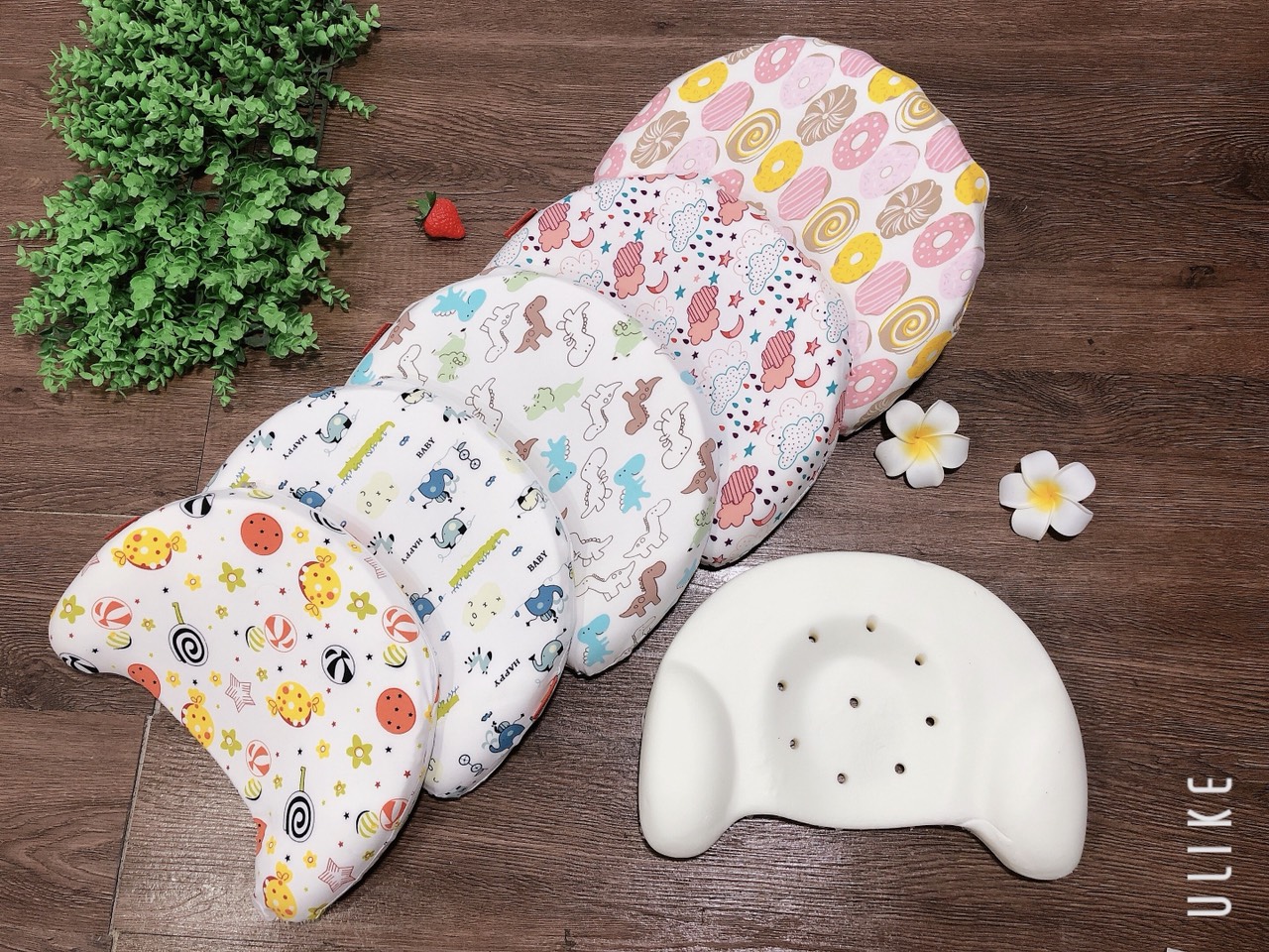Gối Cao Su Chống Bẹp Đầu, Chống Ngạt Cho Bé