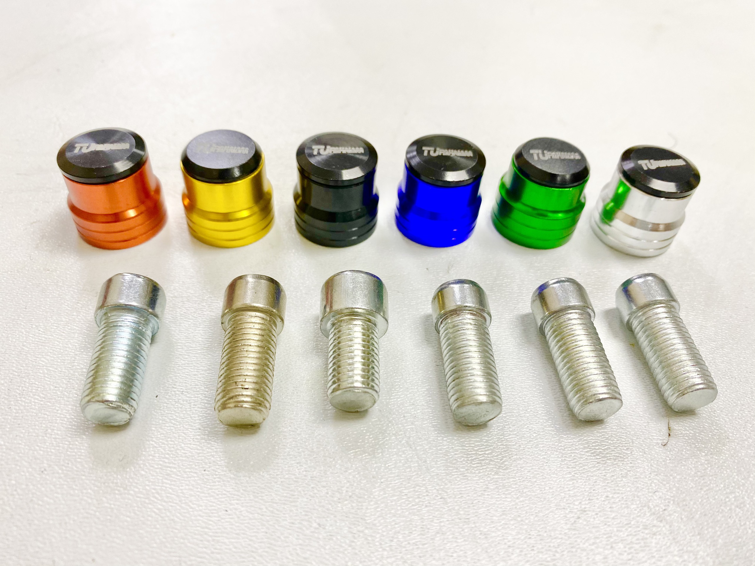 Ốc chân kiếng Trusty Thái 10ly gắn cho dòng xe máy