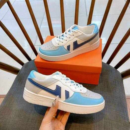 Giày Nữ Sneaker Đế Độn Giày Thể Thao Nữ Giày Bata Giày Lười Màu Trắng Mẫu Mới Mùa Hè Phối Viền Phong Cách Năng Động Mới