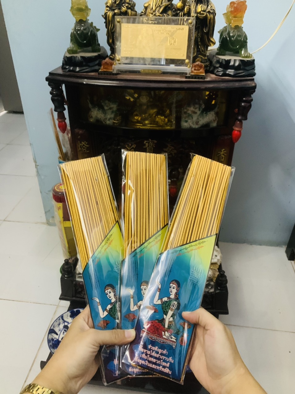 Nhang thần tài nhập khẩu thái lan 79 cây