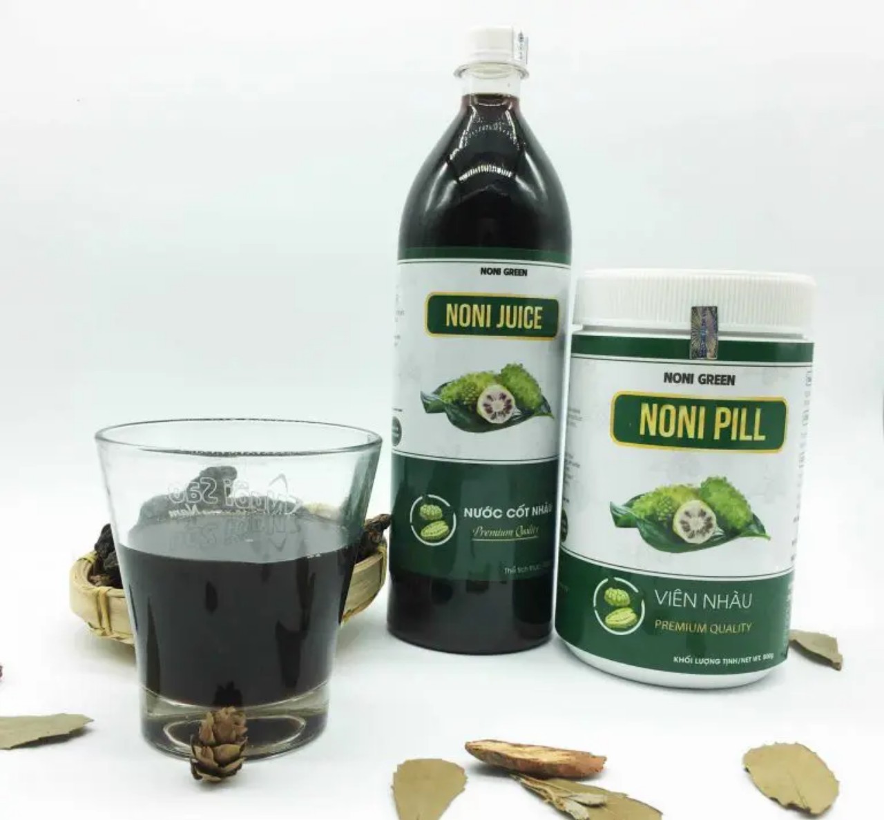 Nước cốt trái nhàu nguyên chất