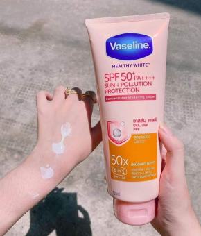 Sữa dưỡng thể lotion vaseline 50x Thái Lan 320ml