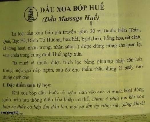 Dầu xoa bóp Massage Huế ( chai thủy tinh 60 ml , ĐẶC SẢN HUẾ )