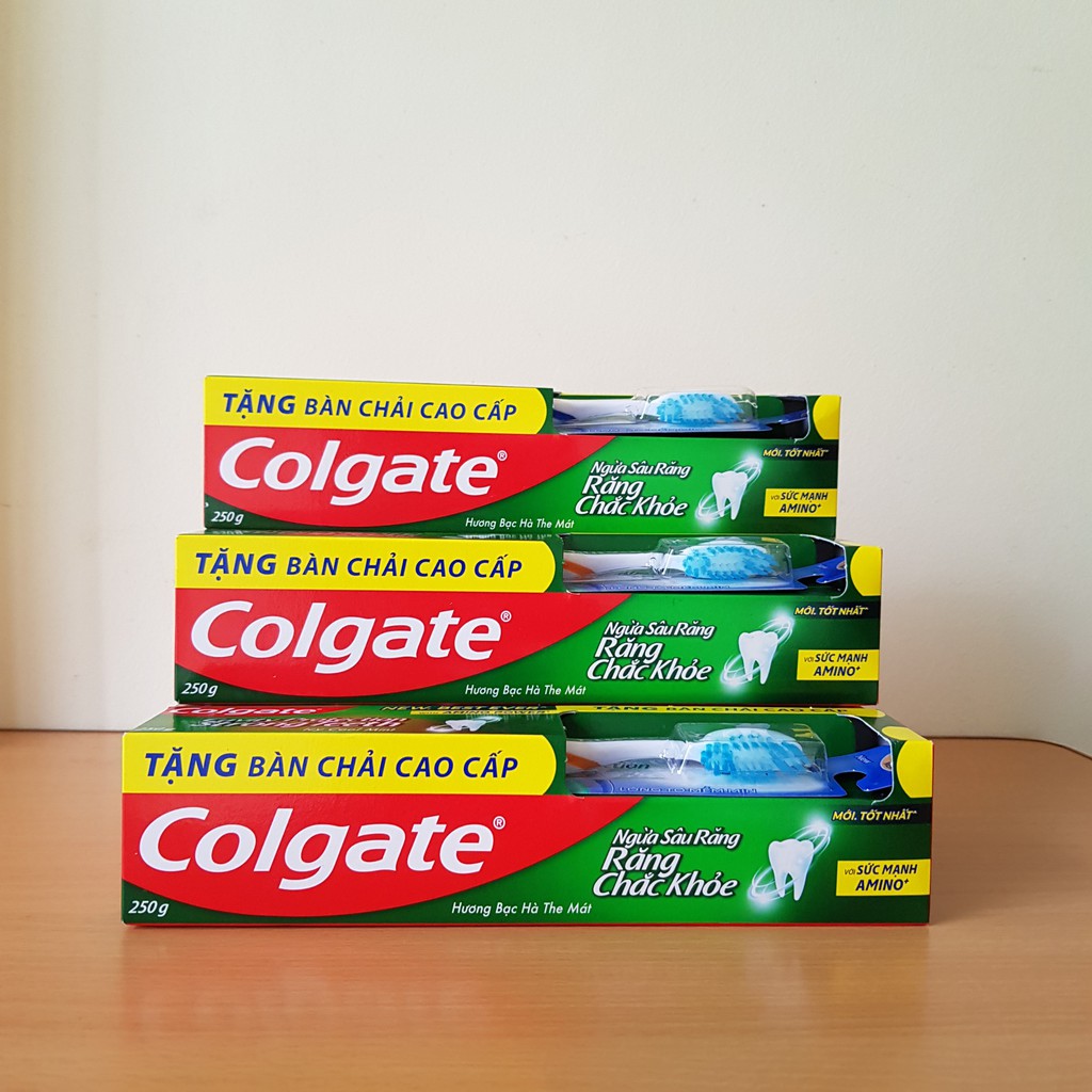 COMBO 3 TUÝP kem đánh răng Colgate ngừa sâu răng răng chắc khỏe 250g, tặng bàn chải cao cấp