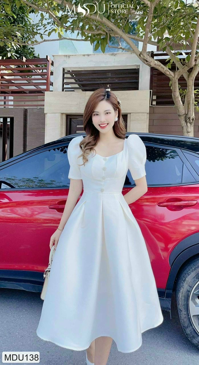 Đầm công chúa thiết kế ống tay phồng có nút bọc siêu đáng yêu