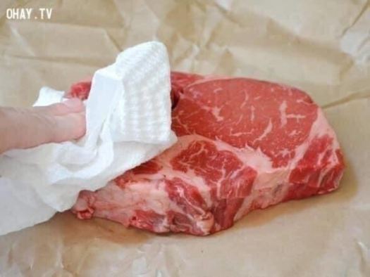 GIẤY NHÀ BẾP ĐA NĂNG JA 3 LỚP MUA TẠI ĐỨC BỊCH 4 CUỘN VÀ BỊCH 8 CUỘN