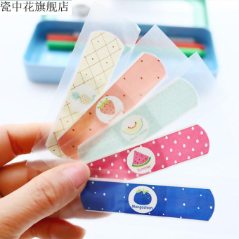 Băng keo cá nhân urgo hình họa tiết cute, 1 tấm 5 miếng và combo 5 tấm 20 miếng ơ gâu dán vết thương không thấm nước Healthcare