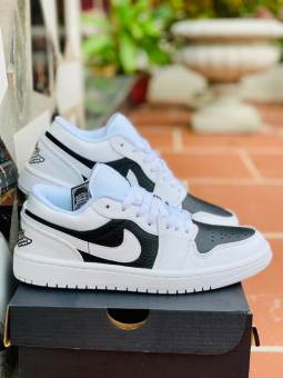 Nike Air Jordan 1 Low Panda