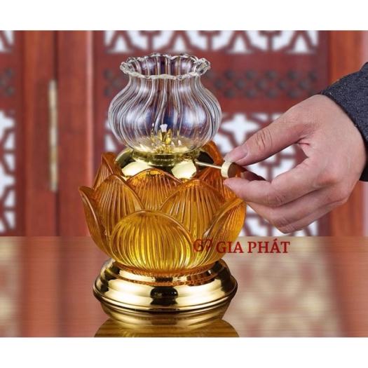 CỰC ĐẸP - ĐÈN DẦU LƯU LY HOA SEN VÀNG THỜ CÚNG NHIỀU KÍCH CỞ - ĐÈN HOA SEN LƯU LY VÀNG RẤT ĐẸP