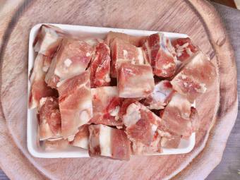 HCM giao nhanh - Sụn Ức heo 1kg - hầm súp, canh