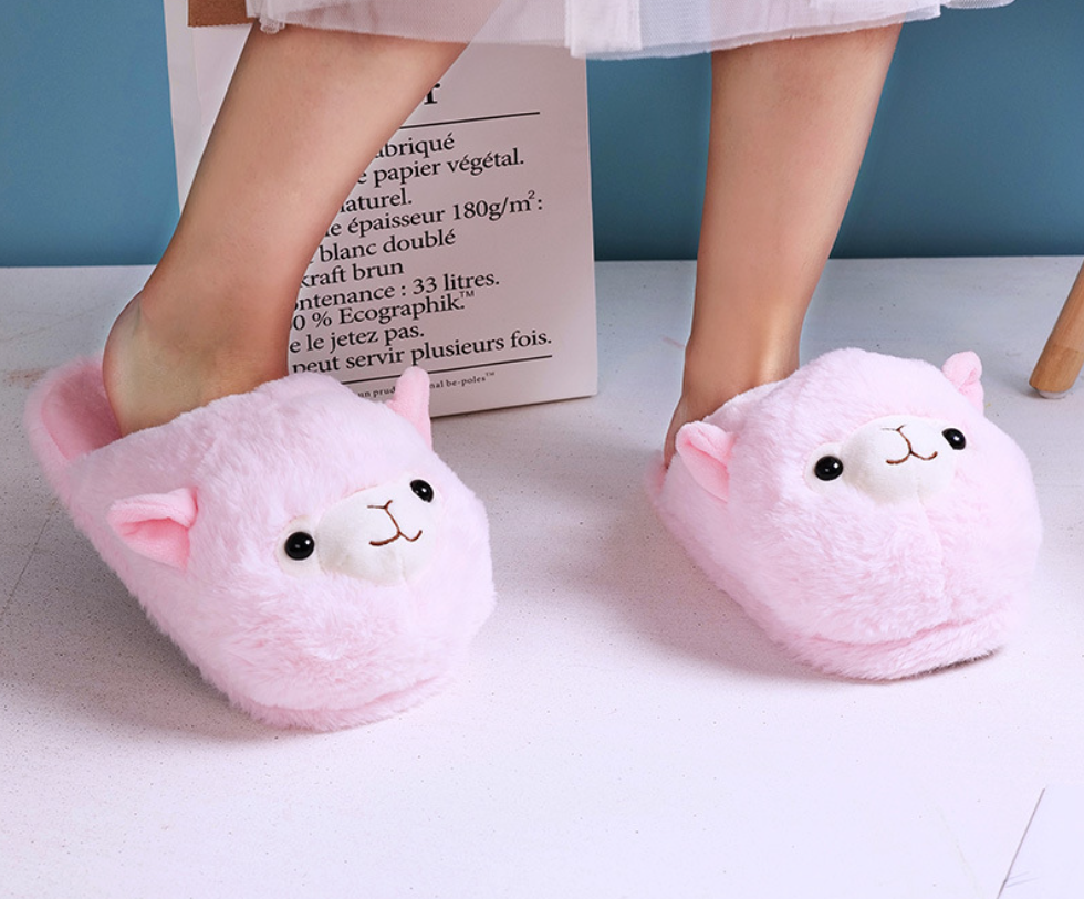 Dép bông đi trong nhà hình chú cừu siêu cute Dép lông mang văn phòng giữ ấm chân ngộ nghĩnh