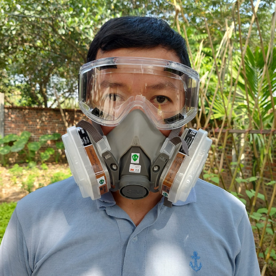 Trọn bộ mặt nạ phòng độc 3m 6200 chính hãng + 2 phin lọc 3m 6001 + bông lọc 3m 5n11cn và nắp+kính dẻo trắng