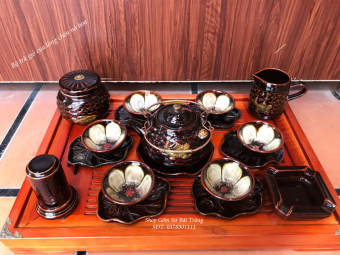 Bộ trà giỏ cua Bát Tràng lòng chén nở hoa