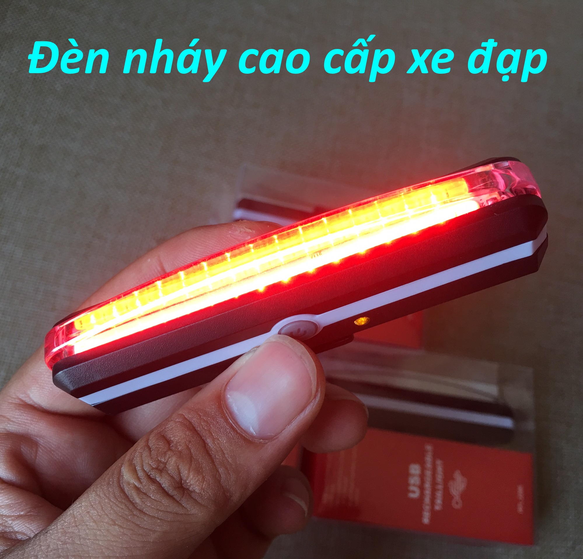 Đèn hậu xe đạp nháy 2 màu xanh đỏ- đèn xe đạp- đèn nháy xe đạp- đèn nháy sau xe đạp 2 màu xanh đỏ tặng kèm dây sạc