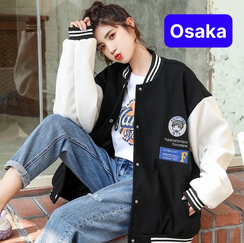 ÁO KHOÁC BOMBER CHỐNG NẮNG NAM NỮ HỌA TIẾT IN NỔI LOGO EM BÉ CHẤT NỈ PHONG CÁCH BÓNG CHÀY THỜI TRA