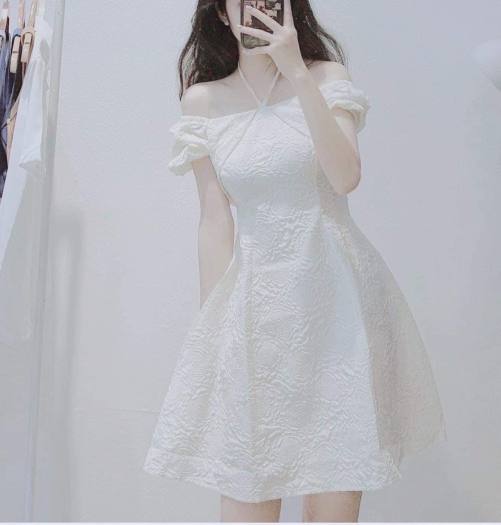 Đầm trắng dự tiệc dài đẹp - Váy trắng trễ vai công chúa