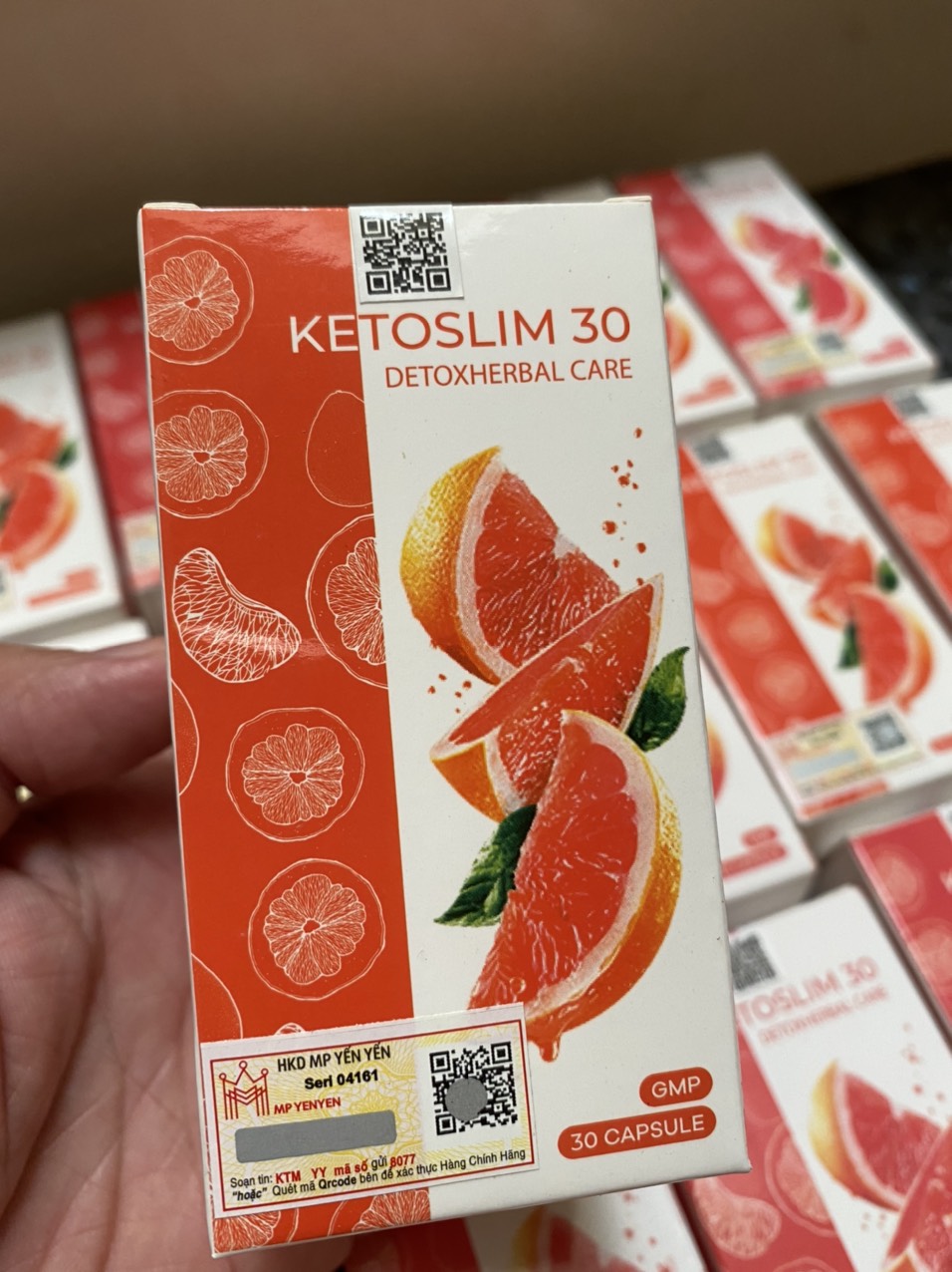 (sale) 1 hộp giảm cân hủy mỡ ketoslim 30 giảm nhanh giữ vóc dáng cân đối chính hãng thái lan hộp 30 viên có tem và checj mã QR- shop mỹ phẩm yến yến