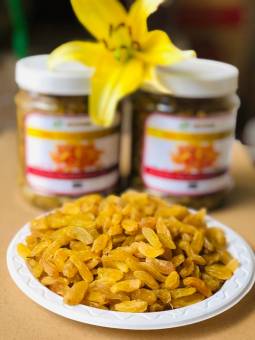 1Kg (2 hộp) Nho vàng Mỹ không hạt sấy lạnh (VIETFOOD)